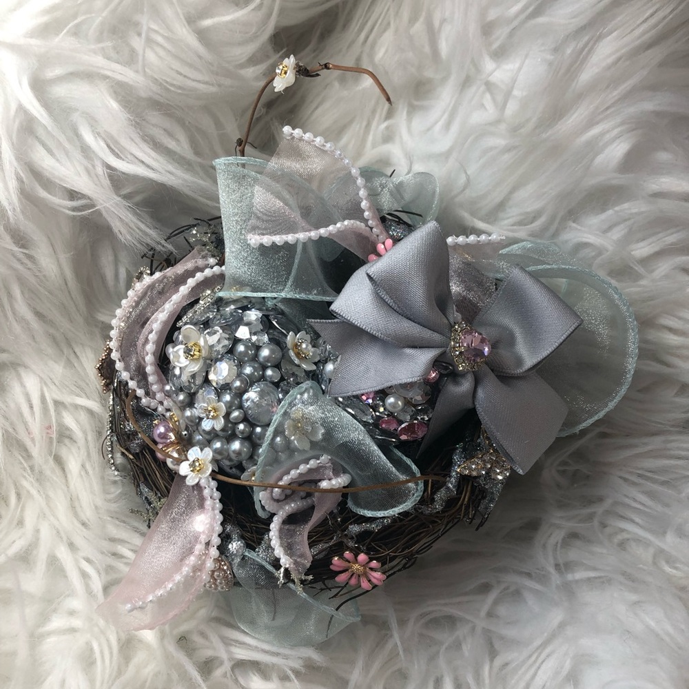 Elegant Decorative Birds Nest with 2 crystal covered eggs